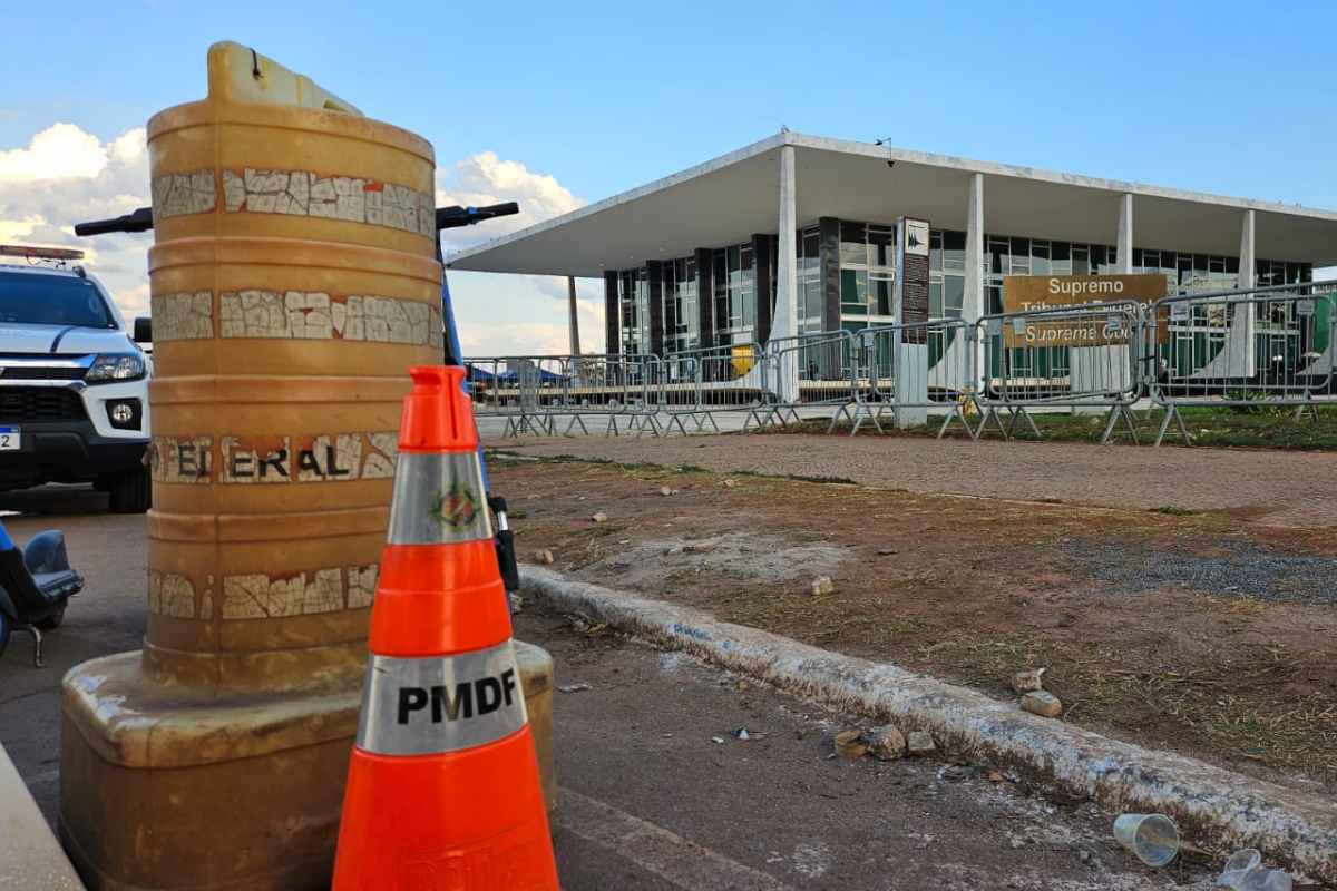 Parada de carros perto do STF é proibida por tempo indeterminado