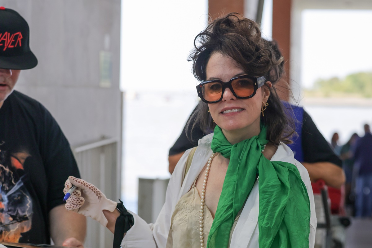 Parker Posey 