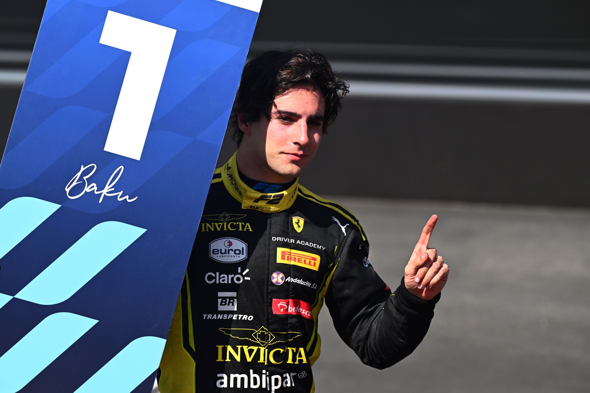 F1: Sport parabeniza Rafa Câmara após anúncio do piloto na Haas para 2027