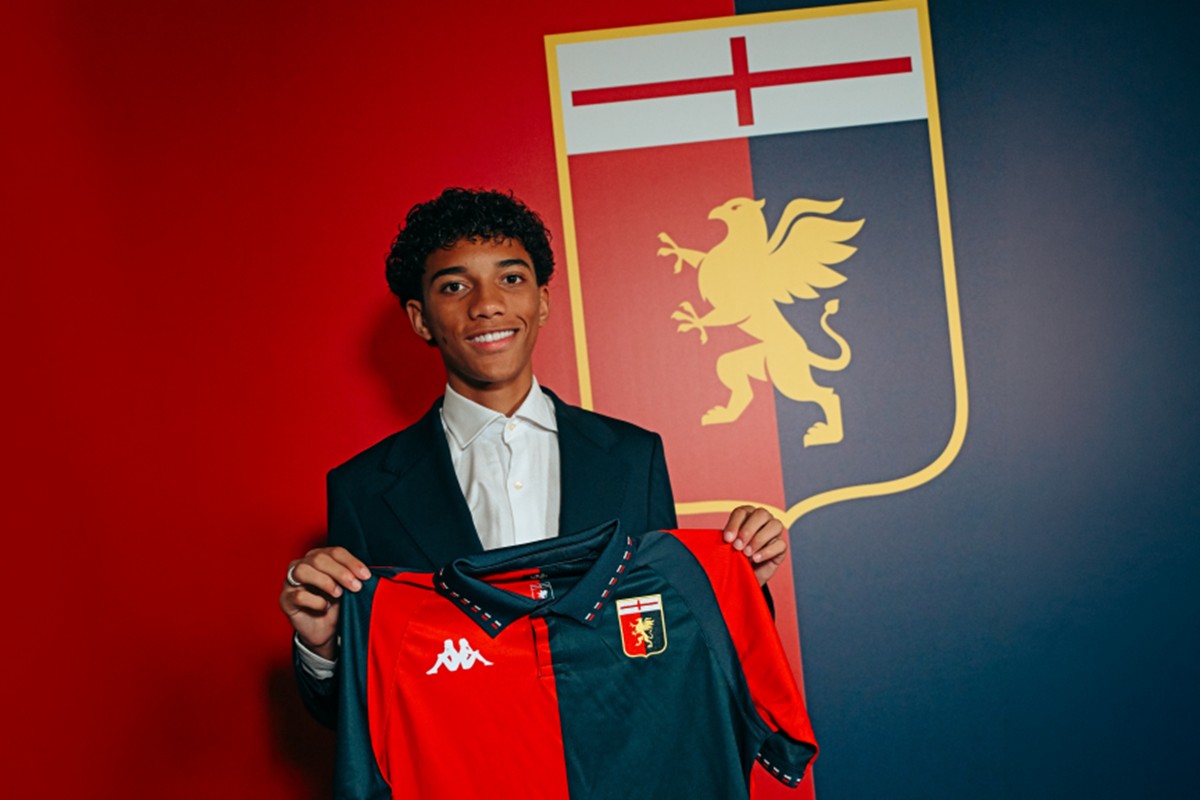 Genoa anuncia contratação de Robinho Jr., ex-jogador do Santos