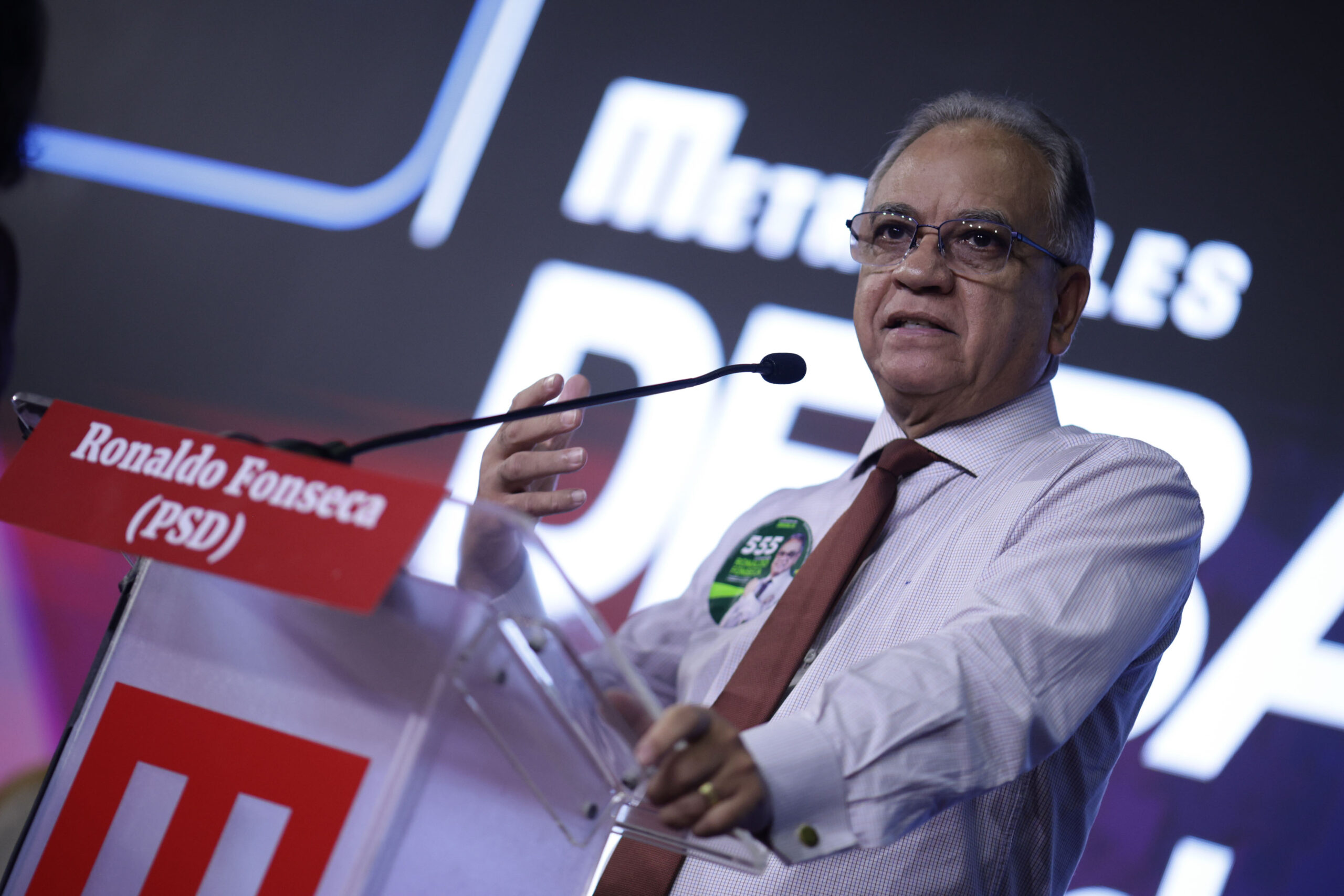 Candidato ao Senado, Ronaldo defende compra de helicóptero à Saúde do DF