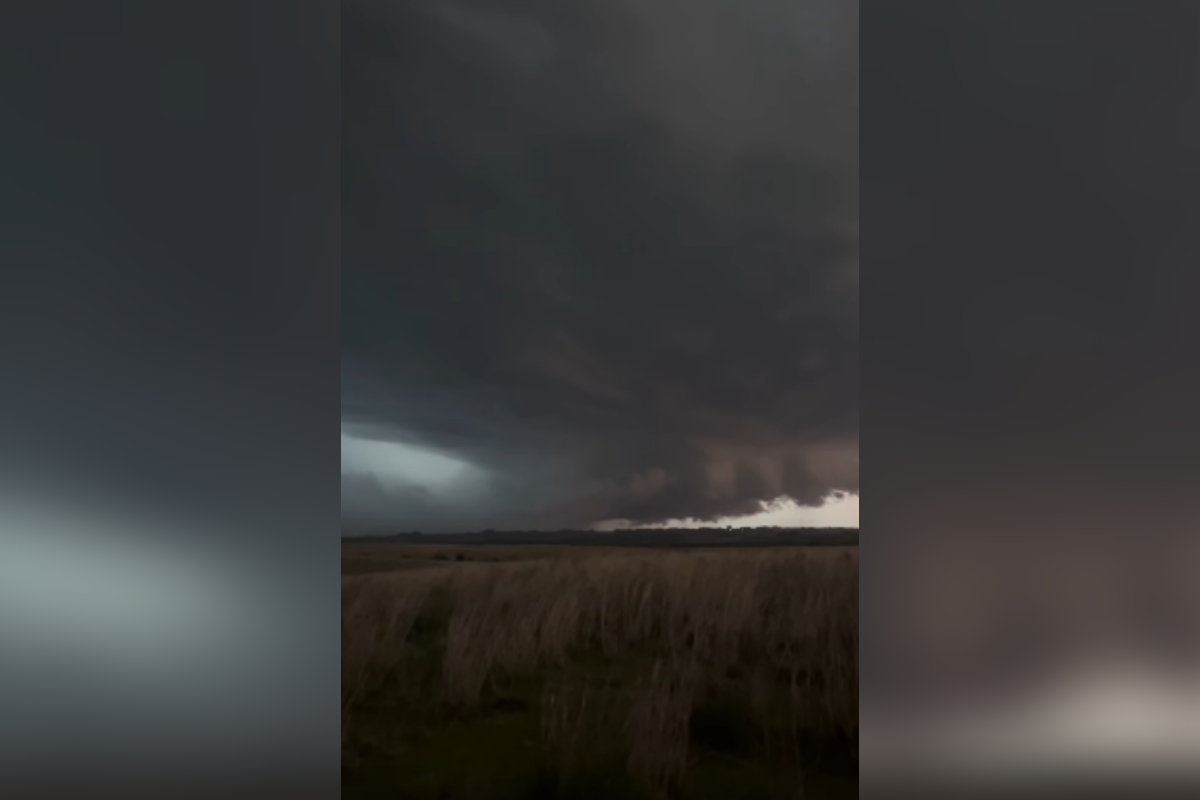 Supercélula é registrada durante temporais no Rio Grande do Sul