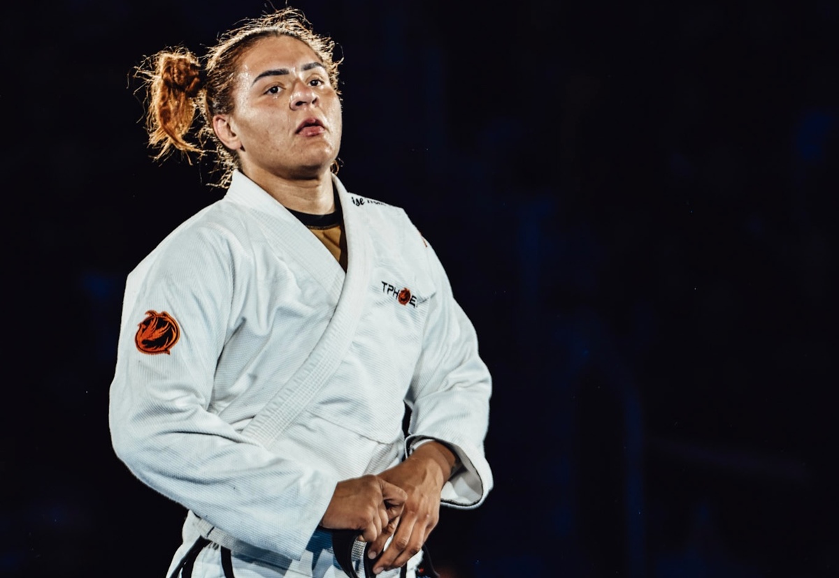 Lutadora brasileira de jiu-jítsu perde medalha após ser pega no doping
