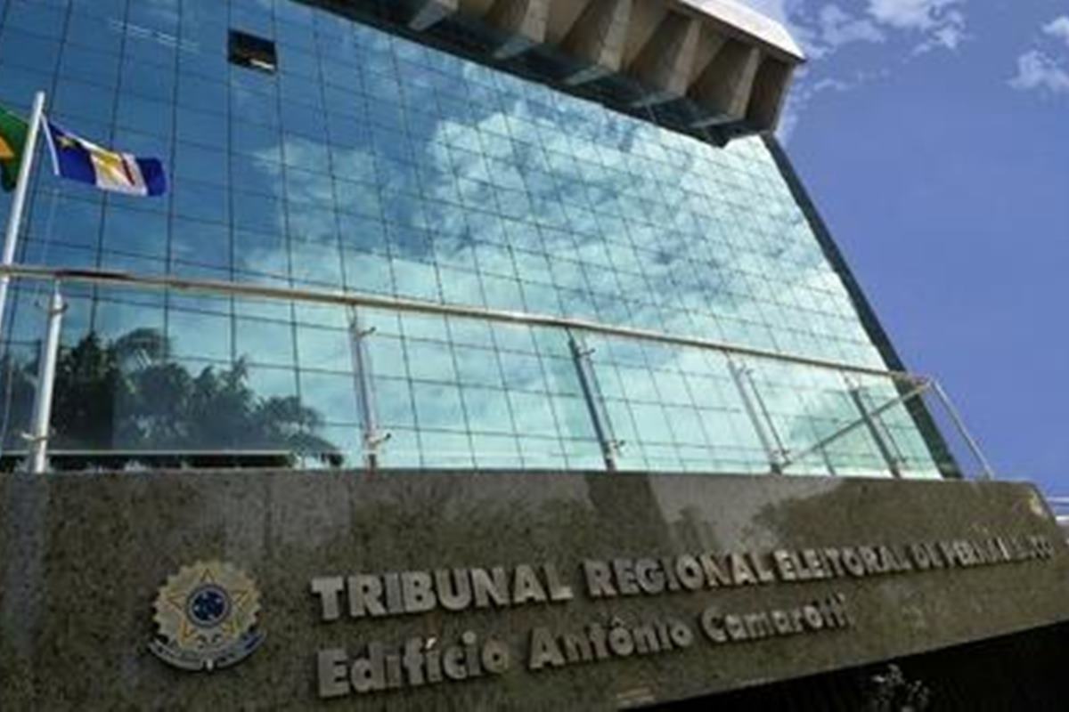 TRE-PE suspende perfil de jornalista após reportagem sobre desembargador