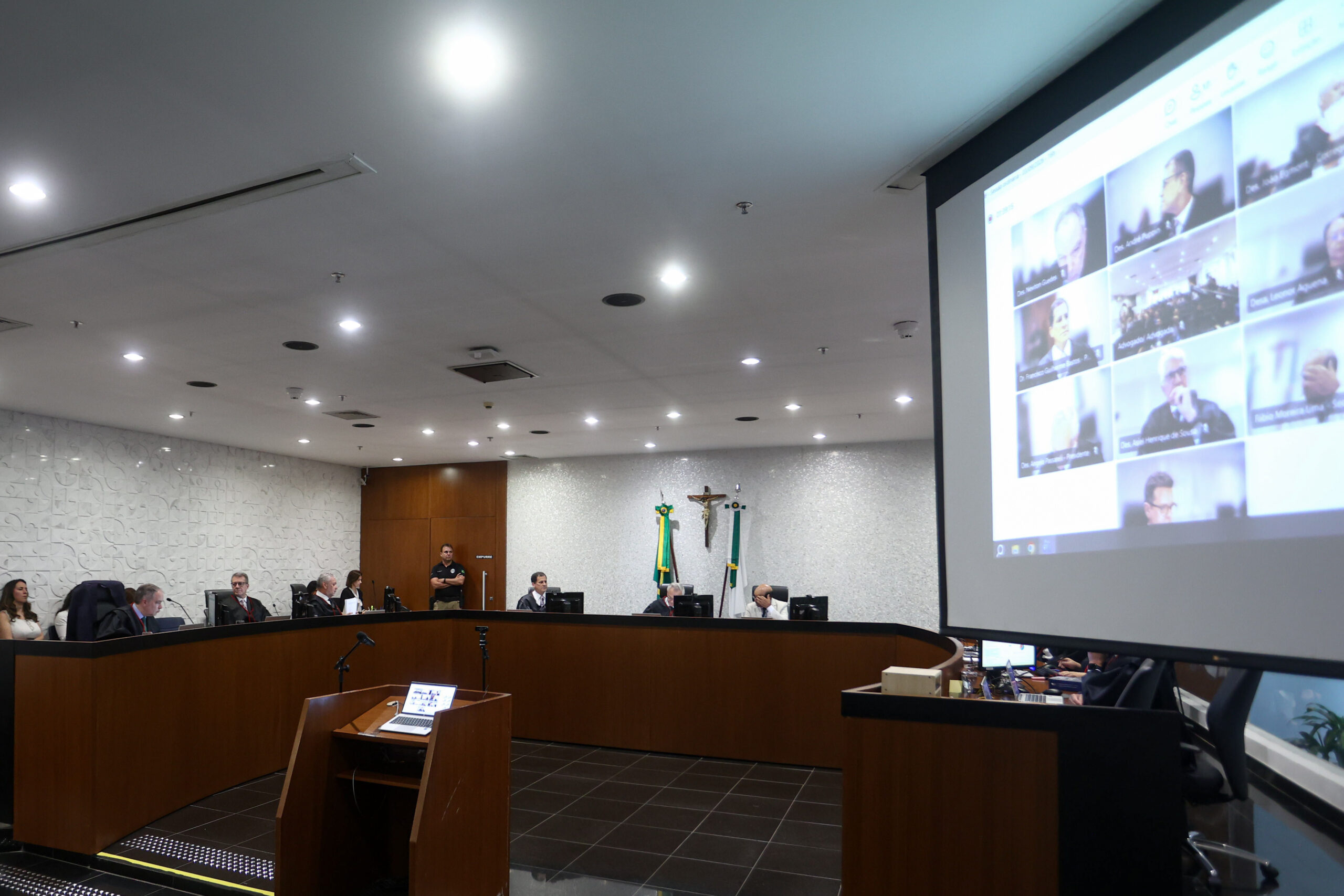 Procurador nega conexão em condenações e aponta inelegibilidade de Arruda - QTU Questões do Universo