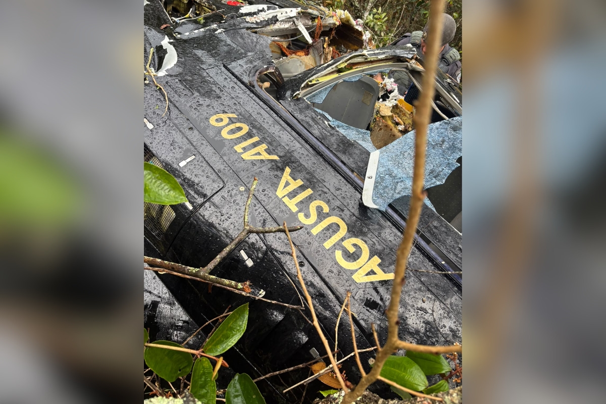 PM resgata 3 vítimas que sobreviveram à queda de um helicóptero em SP