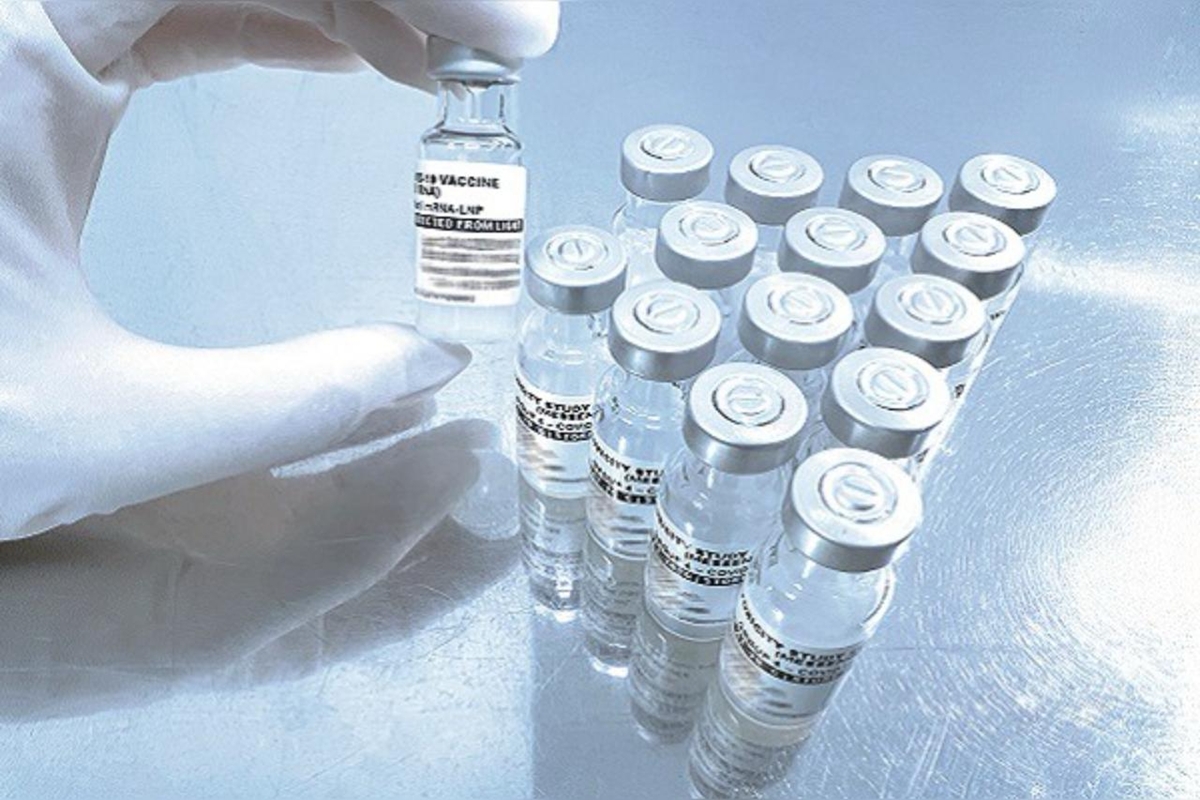 Fiocruz recebe aval para testar 1ª vacina de RNA mensageiro do Brasil