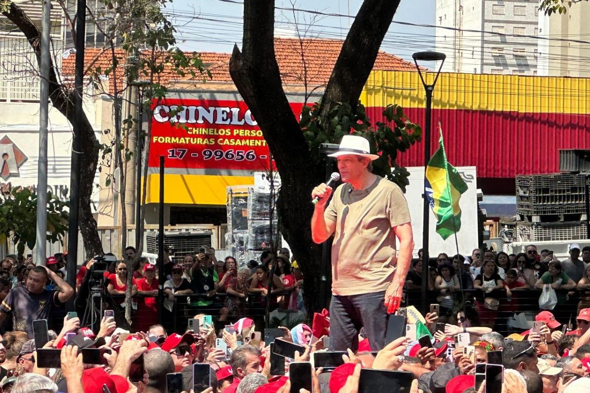 Fernando Haddad sobre Tarcísio: "Recebeu dinheiro do Master para se eleger"