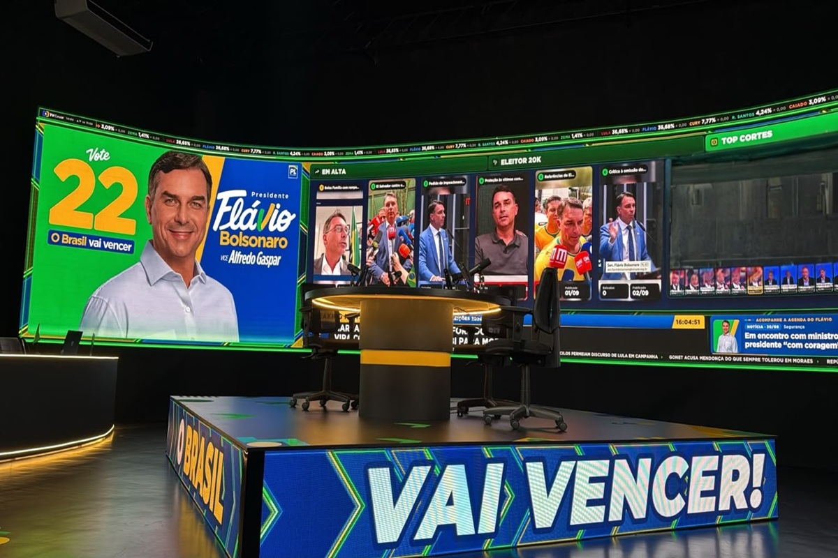 Flávio Bolsonaro deve estrear canal 24h com conteúdo de campanha no 7/9