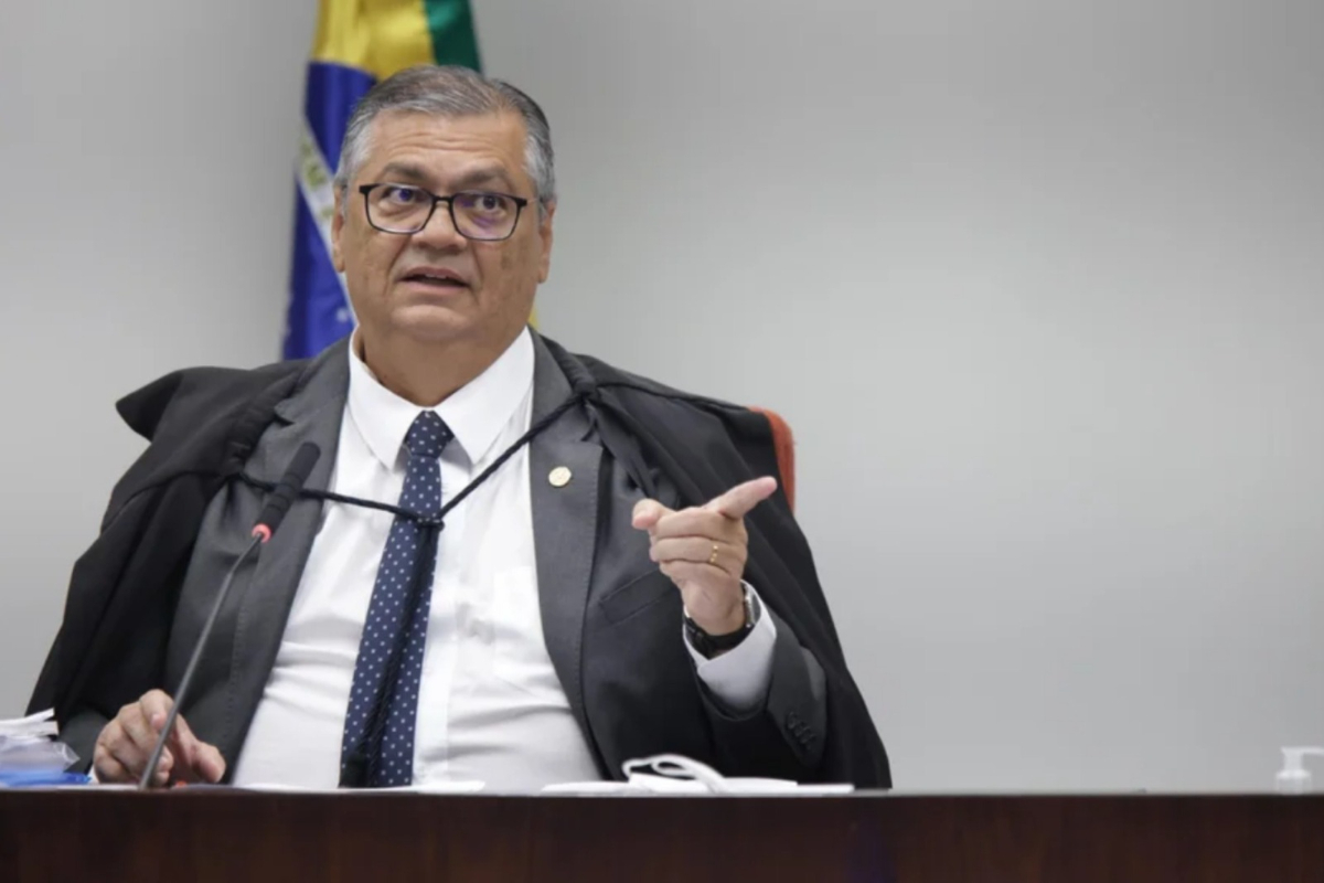 Dark Horse: Dino determina entrega de celulares de investigados à PF