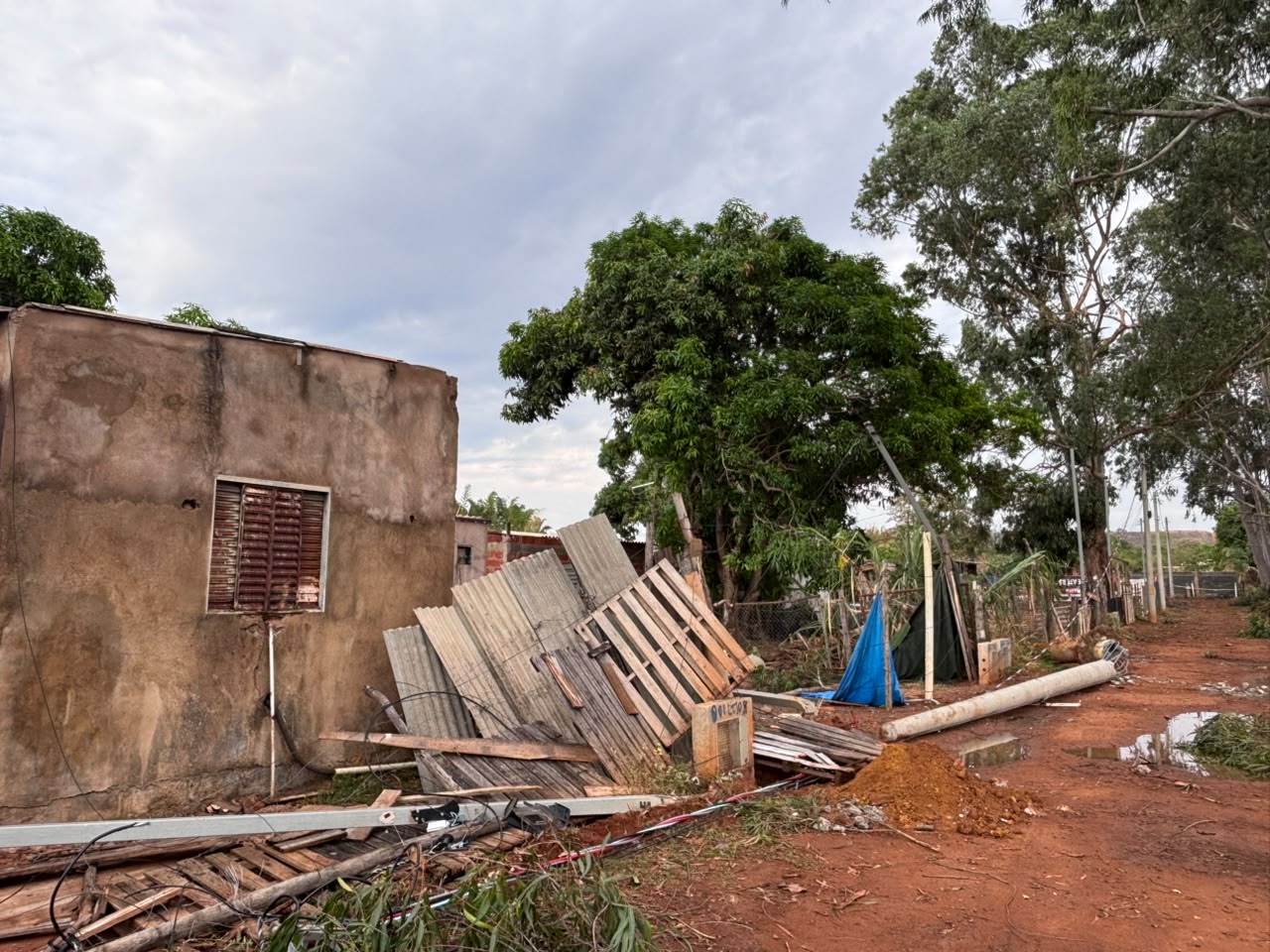 Celina anuncia força-tarefa do GDF para socorrer população do Arapoanga