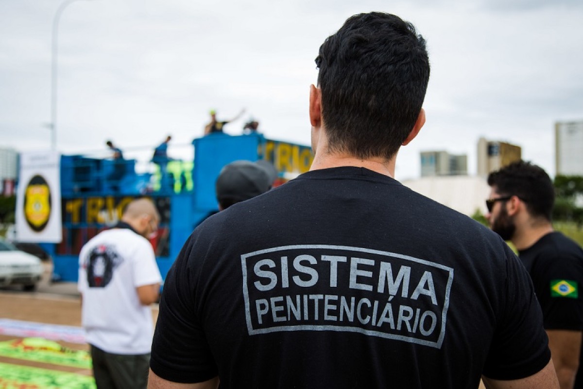 MPT investiga assédio moral contra policiais penais em cadeia no interior
