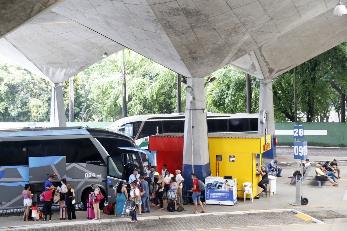 Eleitor tem direito a passagem intermunicipal gratuita no 2º turno; entenda