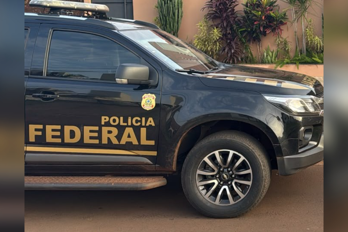PF faz buscas contra líder de grupo que trazia produtos ilegais do Paraguai