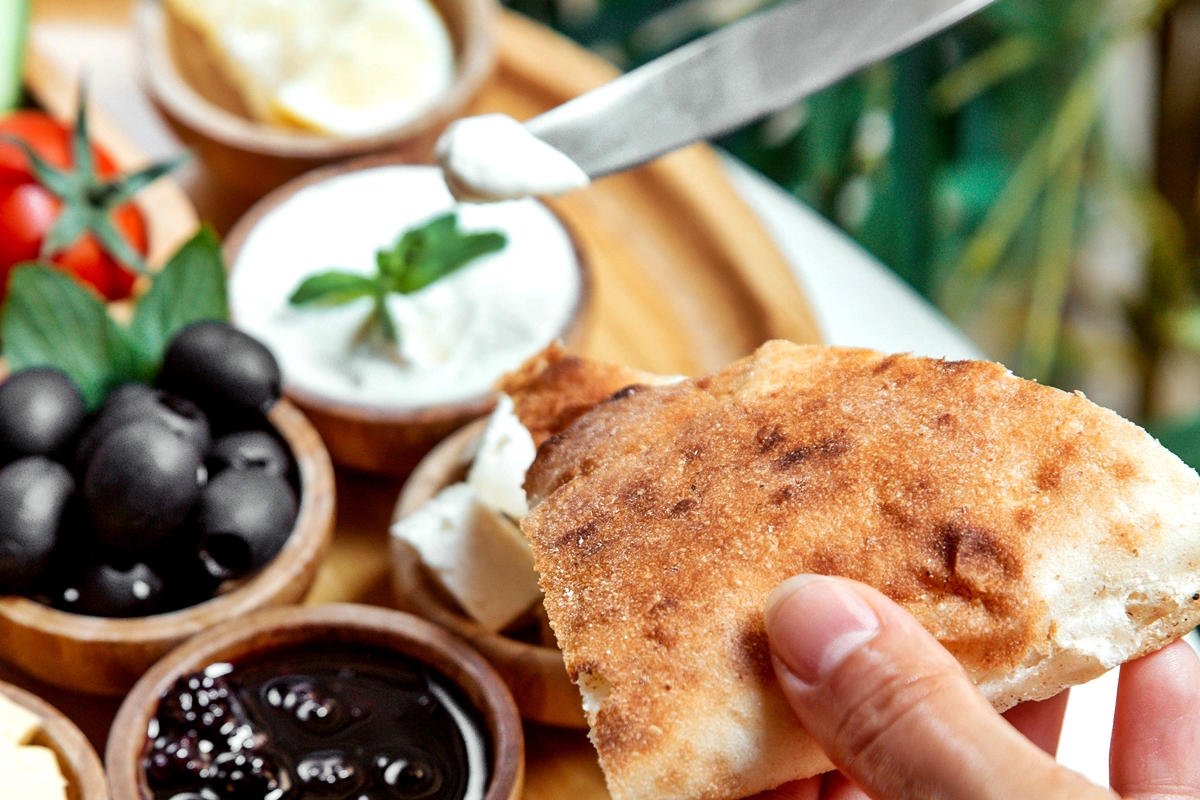 acompanhamento pão sírio
