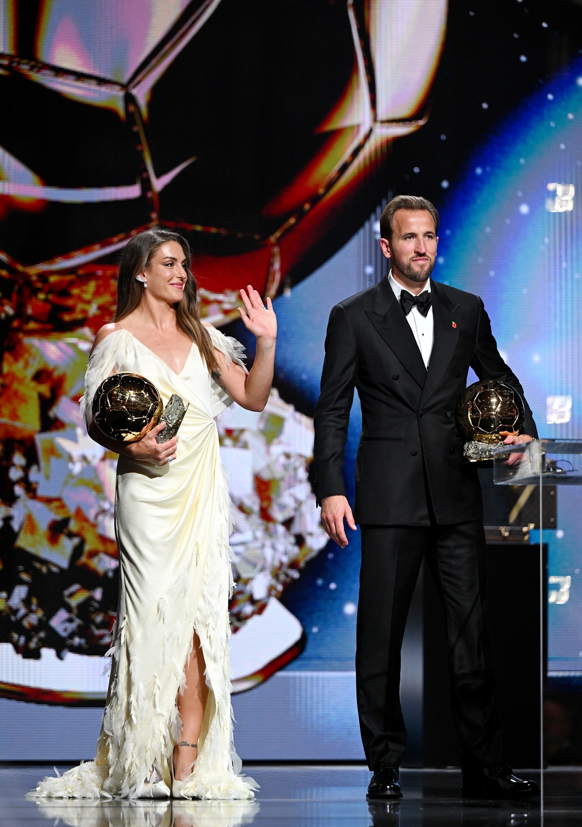 foto com cor. Alexia Putellas e Harry Kane na bola de ouro 2026 - metrópoles