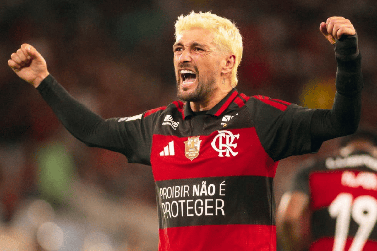 Brasileirão: Flamengo vence Atlético-MG e retoma a liderança no Maracanã