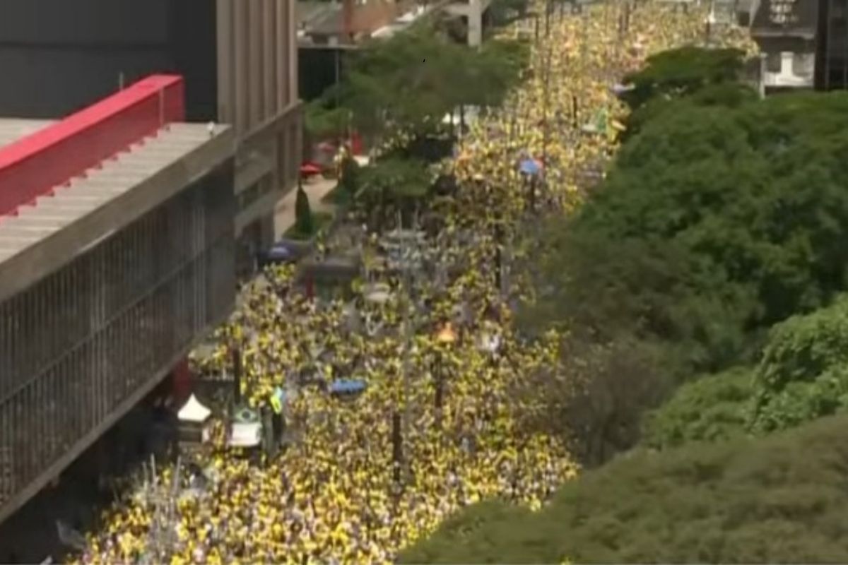 Bolsonaristas questionam USP sobre contagem em ato de Flávio na Paulista