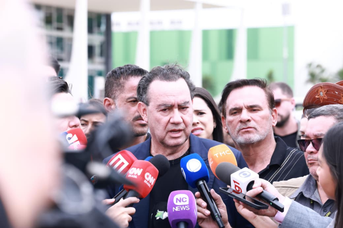 Cury critica Flávio: “Tinha tudo para ir ao debate, mesmo com Renan”