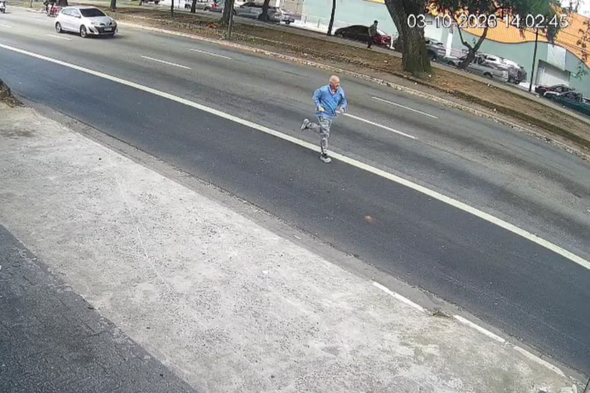 Câmeras flagram jornalista correndo atrás de bandidos antes de infartar