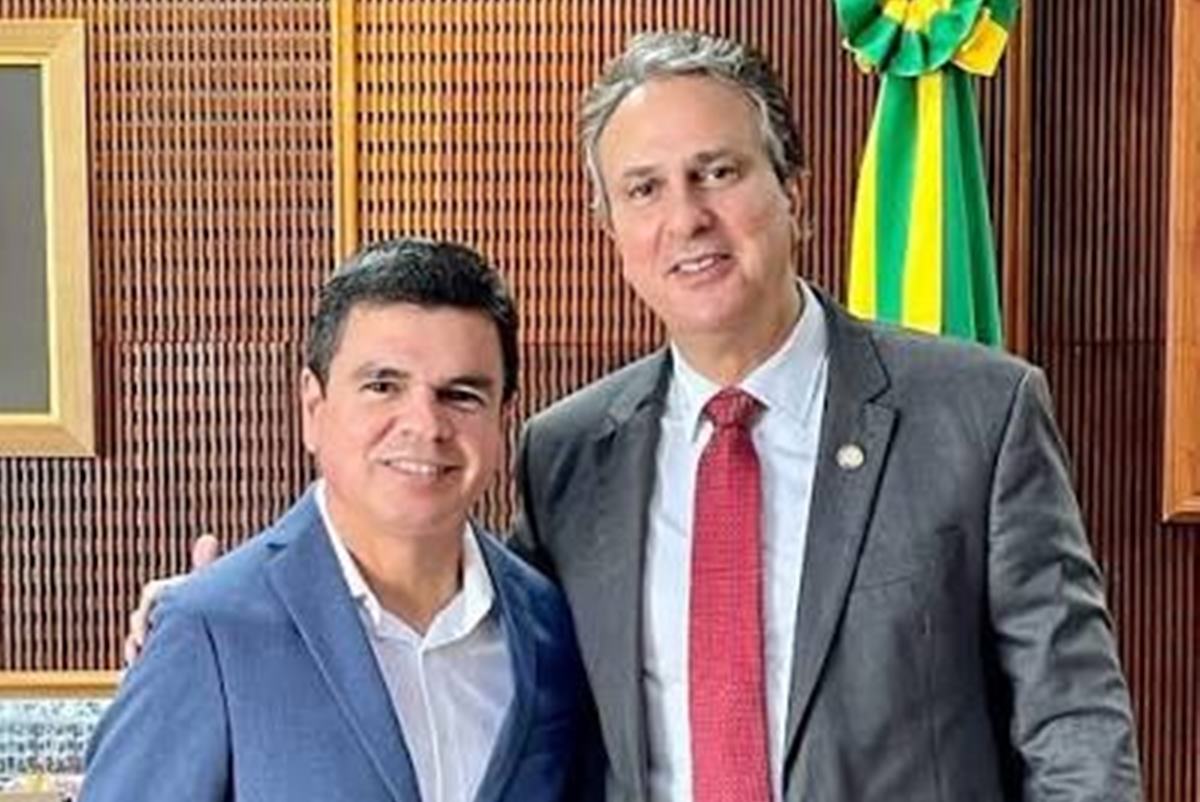Pupilo de Camilo Santana reforça comunicação da campanha de Lula