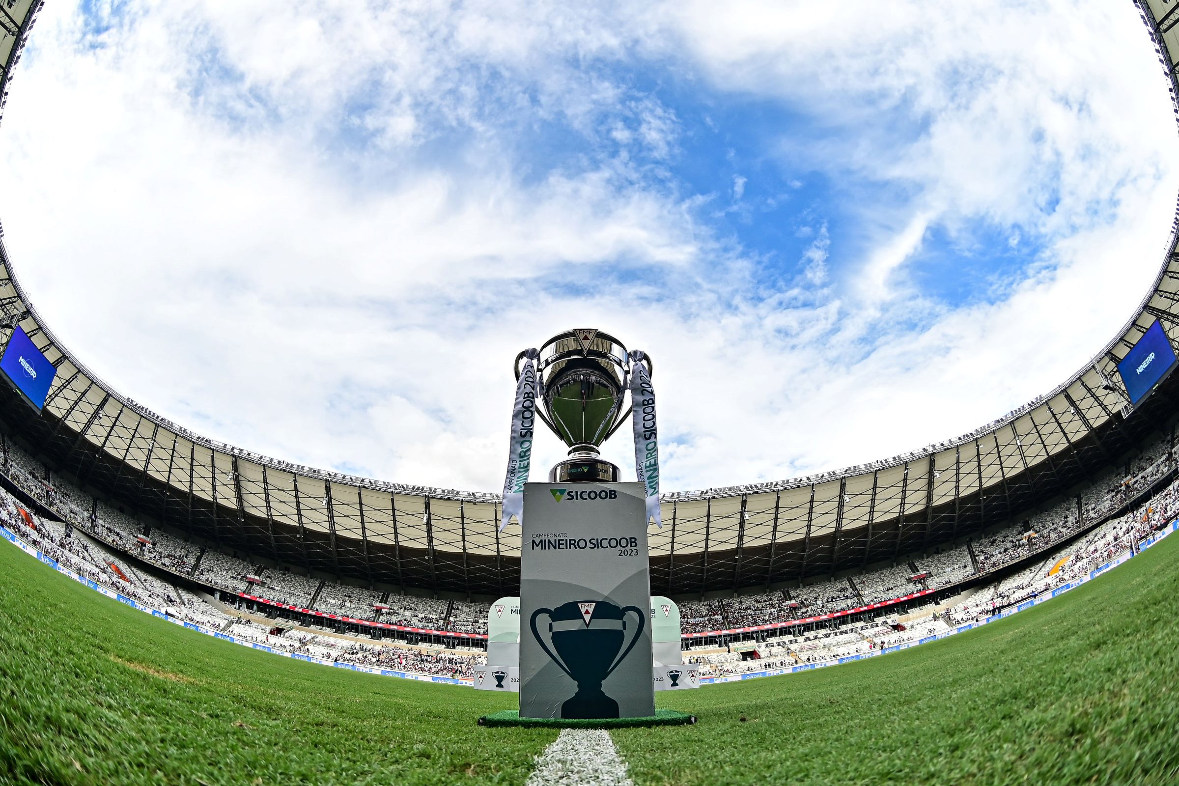Campeonato Mineiro divulga grupos e retorno da final com dois jogos