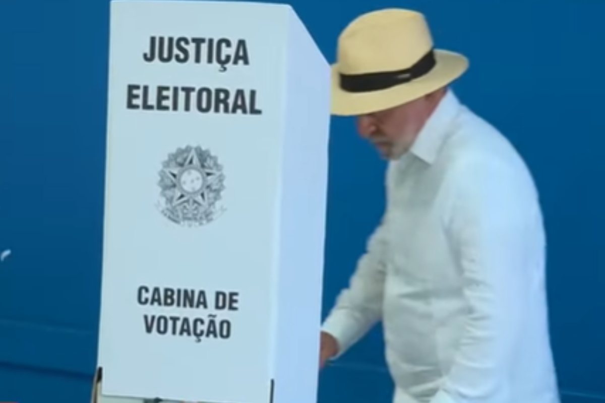 "O Brasil não vai para frente com milicianos e a orgia do Master", diz Lula