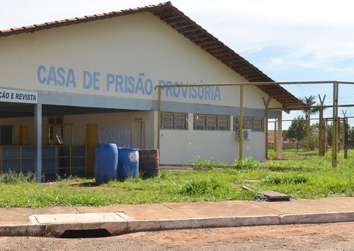 Covid: surto atinge mais de 100 detentos na Casa de Prisão Provisória em GO