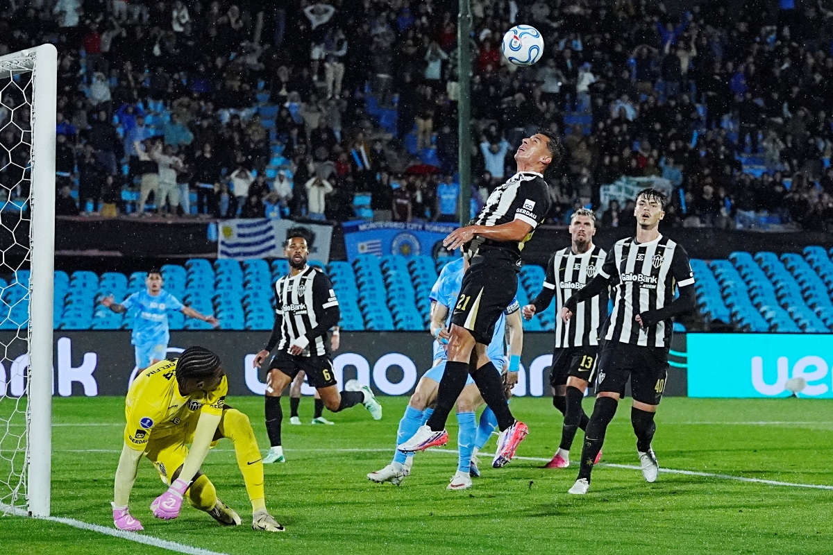 Atlético-MG perde para City Torque, mas vai à final da Copa Sul-Americana
