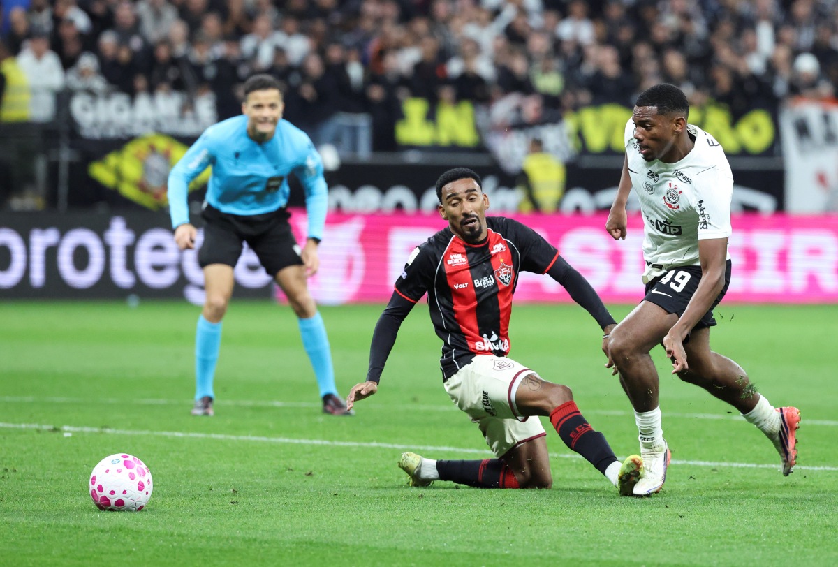Brasileirão: confira os melhores momentos de Corinthians x Vitória