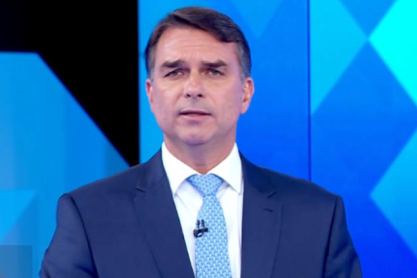 Flávio sobre voto contra ampliação da licença-maternidade: "Estava errado"