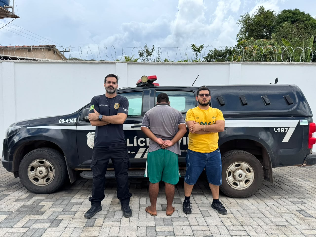 Polícia Civil de Goiás prende homem acusado de perseguir e estuprar menina