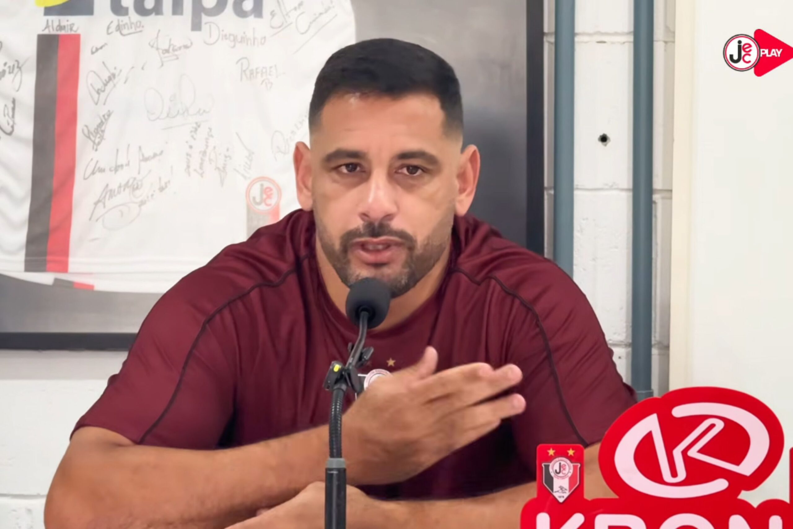 “Fui vítima”, afirma Diego Souza após perder licença da CBF no caso Mancuso