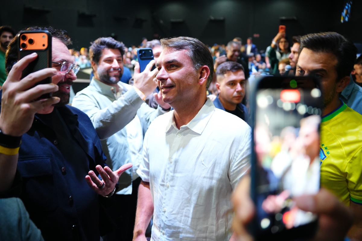 Flávio reúne influenciadores para ampliar alcance da campanha nas redes