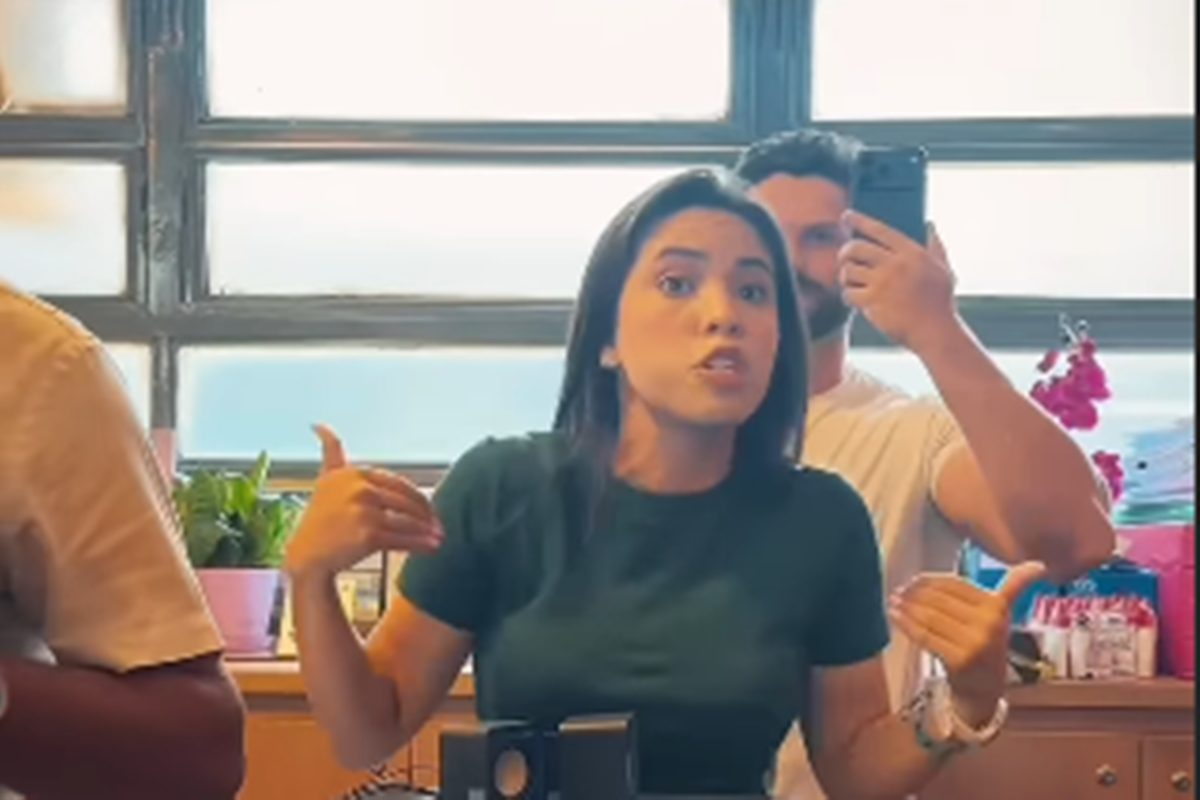 Deputada vai a escola contra “perseguição ideológica” a aluno e causa briga