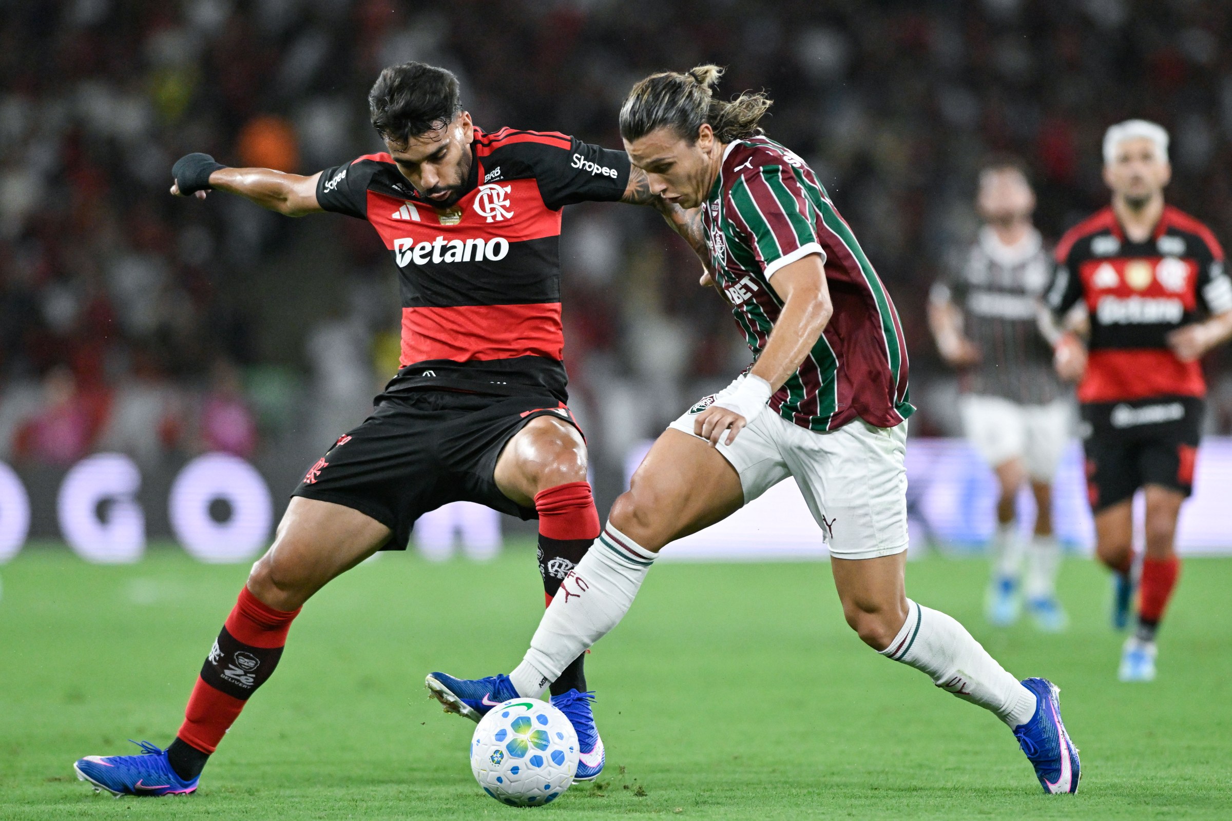 Flamengo e Fluminense fazem clássico decisivo antes da Libertadores