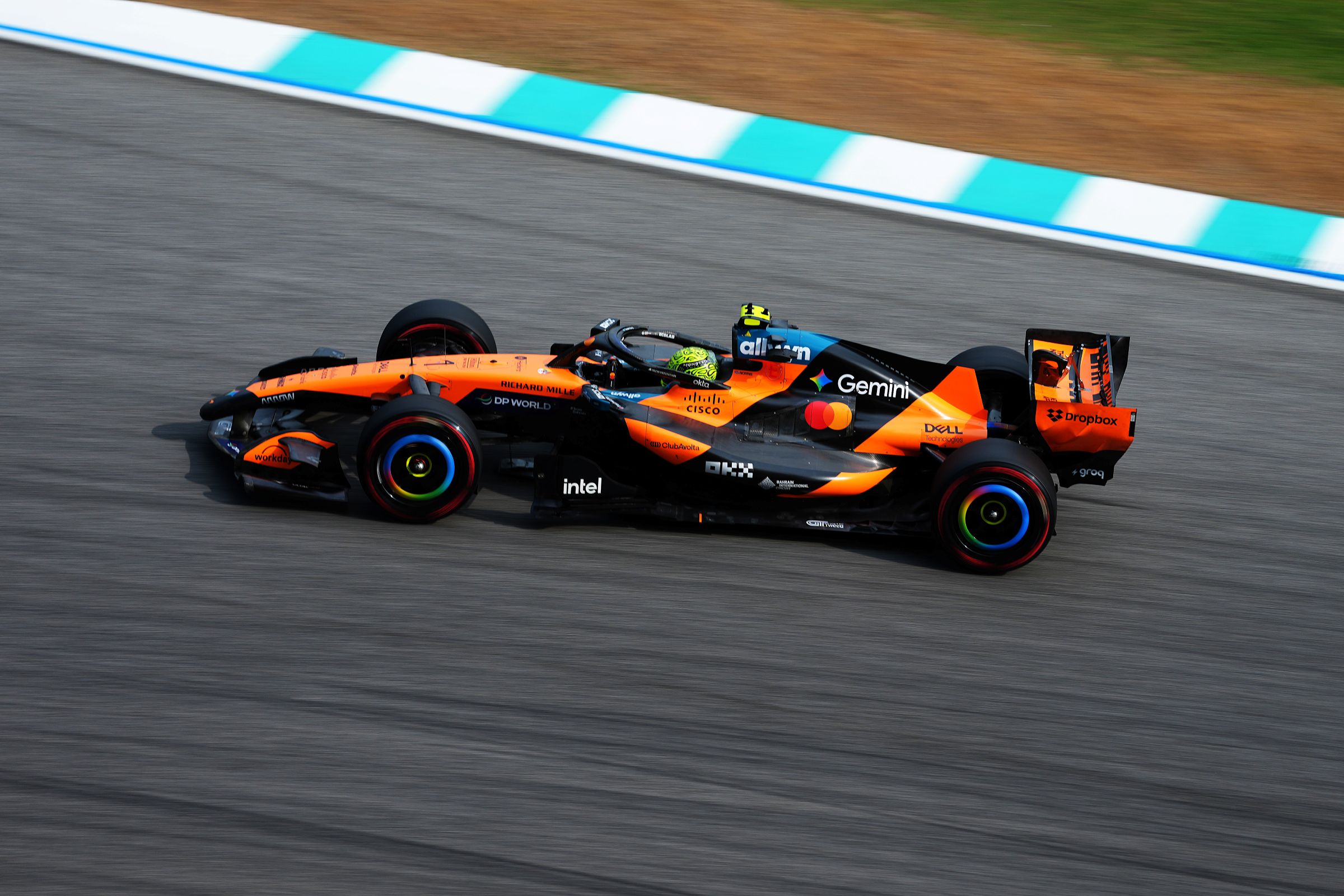 Charles Leclerc lidera 2º treino livre do GP do Bahrein