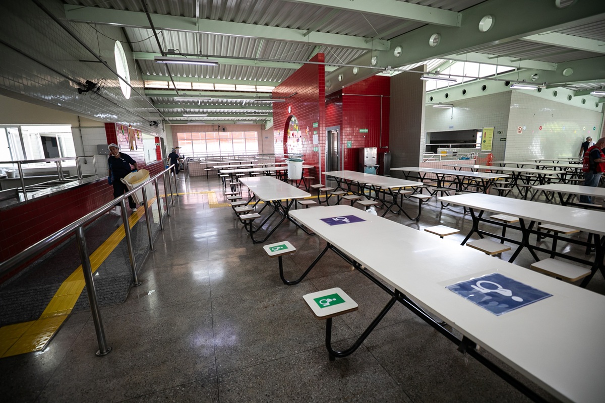 Restaurante Popular de BH reabre após reforma; veja o que mudou