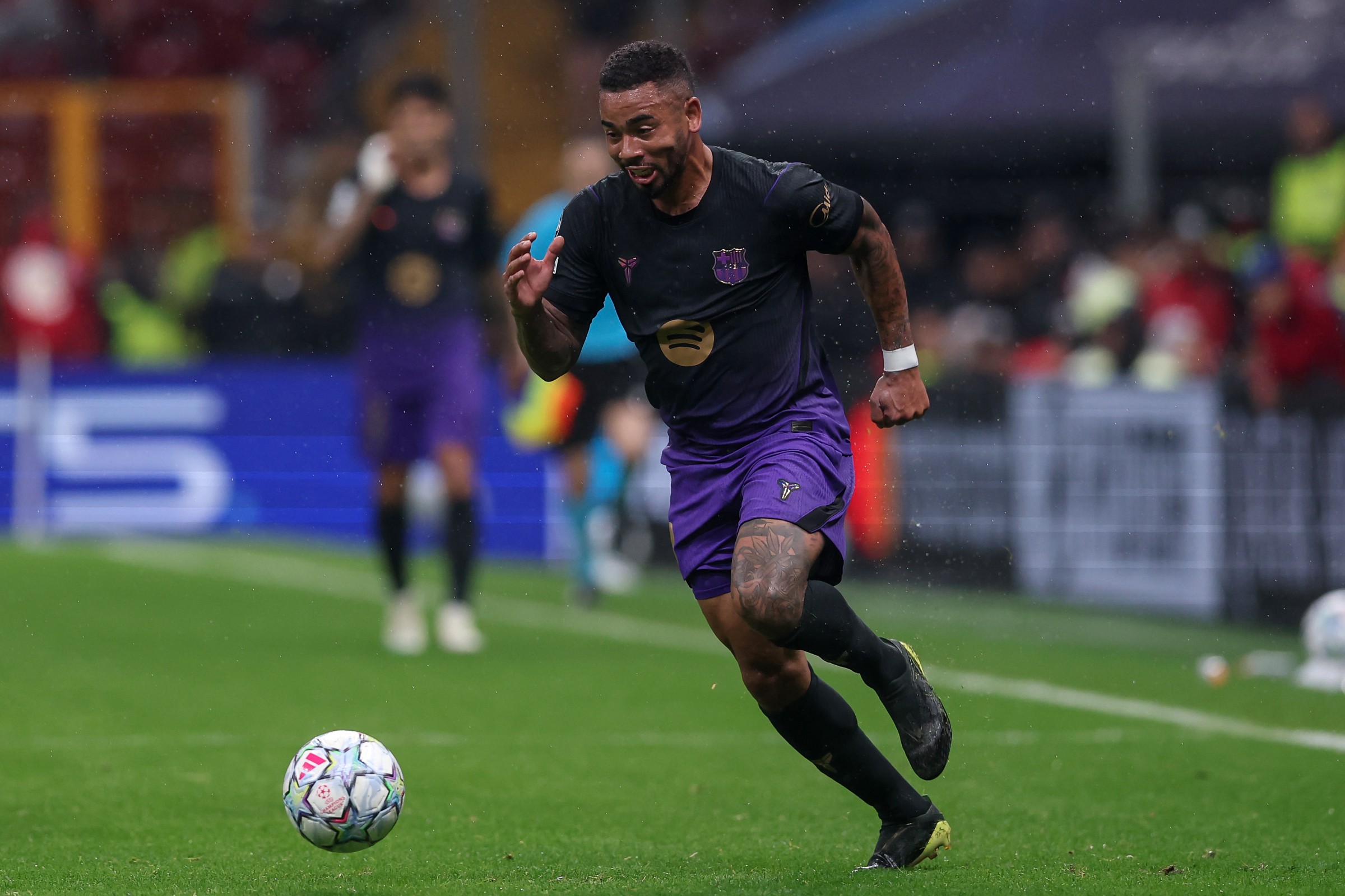 Jesus tem 2ª melhor média de participações em gols por minuto no Barcelona
