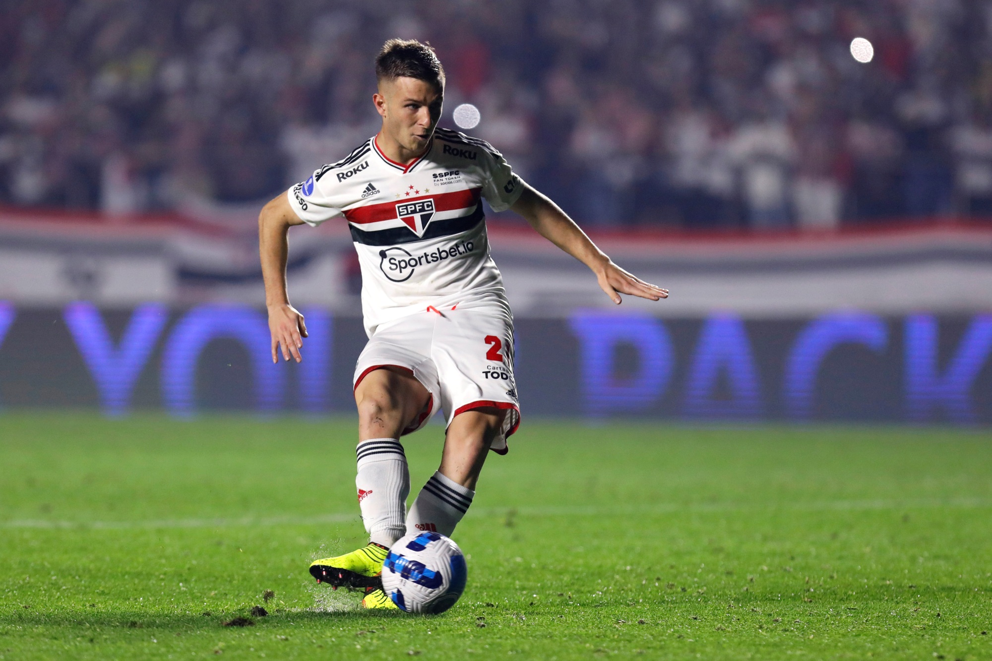 São Paulo pode perder pontos no Brasileirão por transfer ban da Fifa