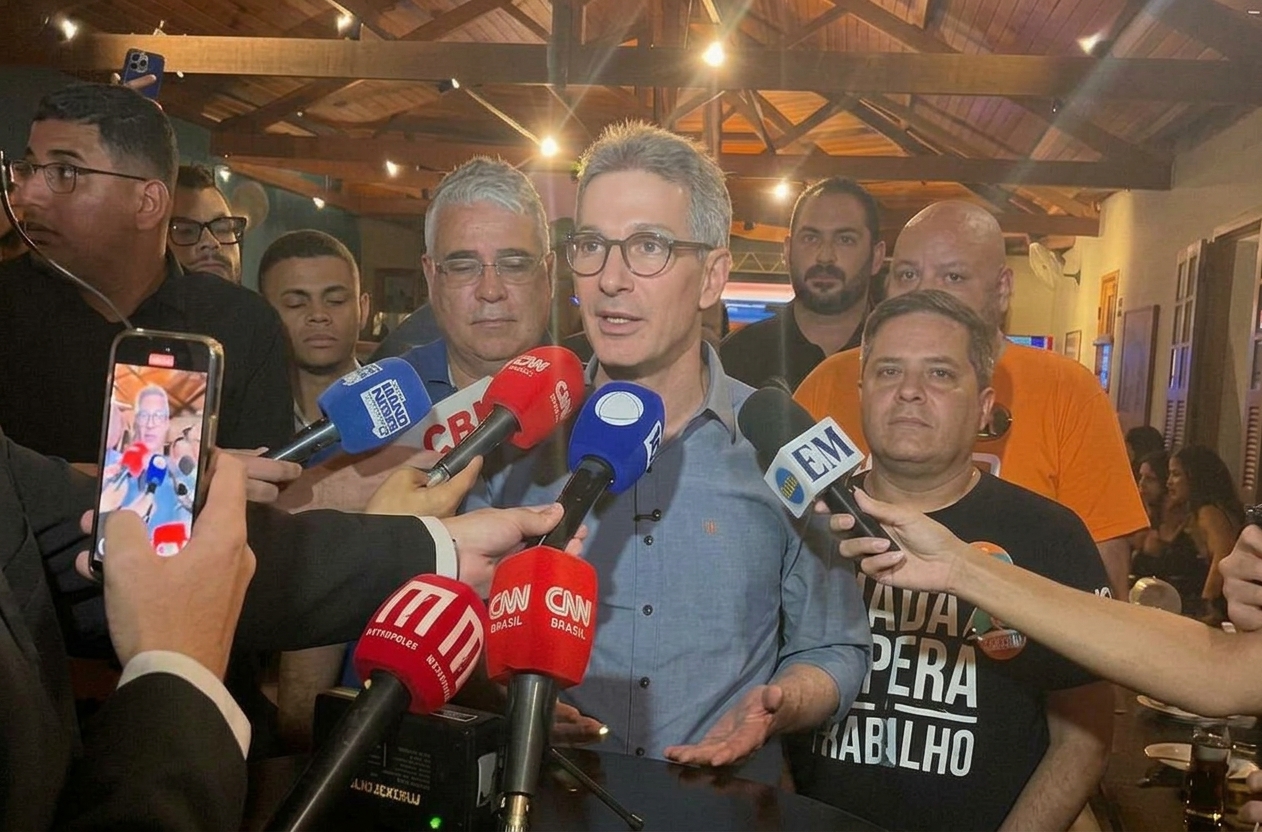 Com menos de 1%, Zema se diz "satisfeito" e sinaliza apoio a Flávio