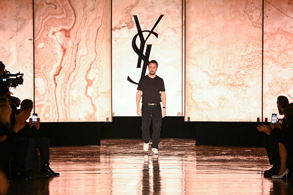 Anthony Vaccarello Saint Laurent - Metrópoles 