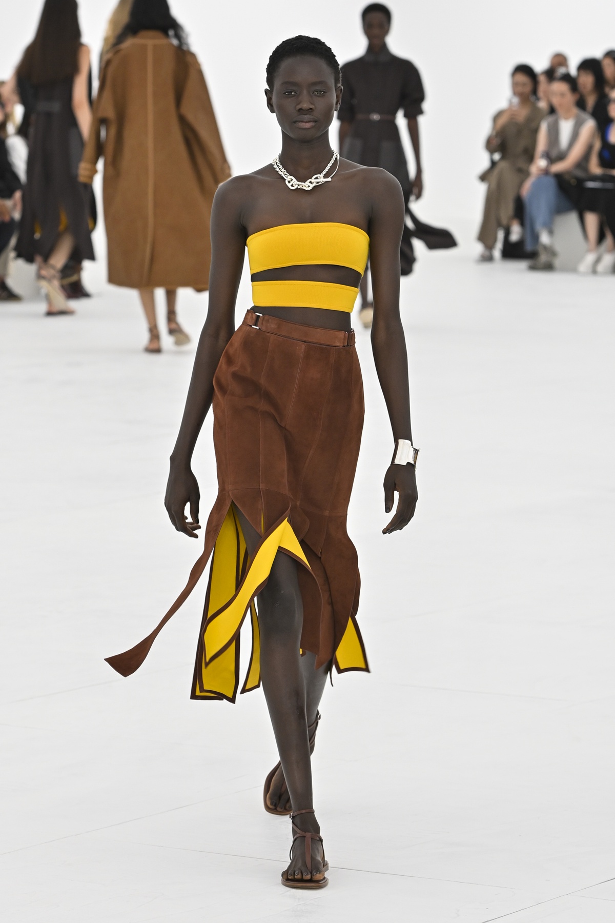 franjas de brasilia a fashion week