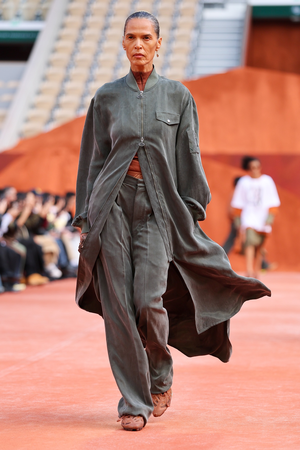 desfile lacoste paris tenis bola - metrópoles
