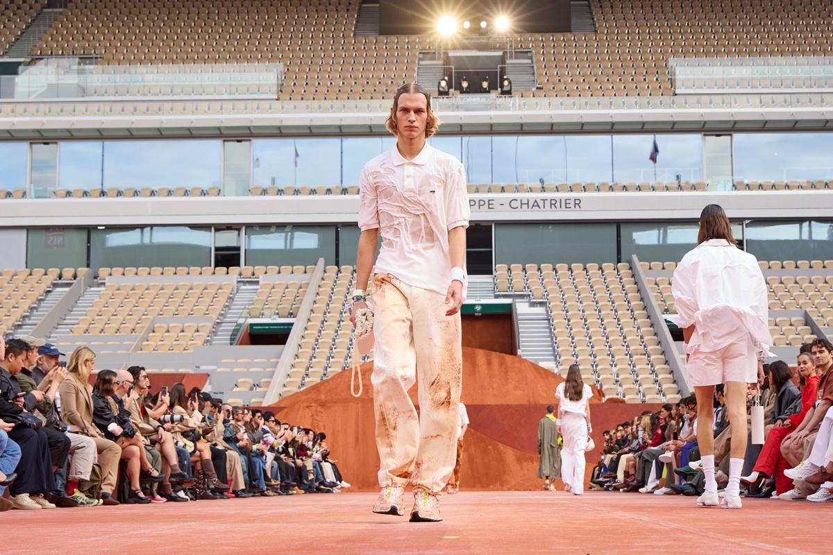 desfile lacoste paris tenis bola - metrópoles