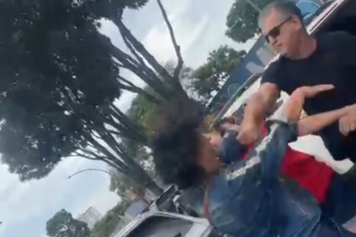 Homem dá soco em mulher em frente a local de votação em Taguatinga