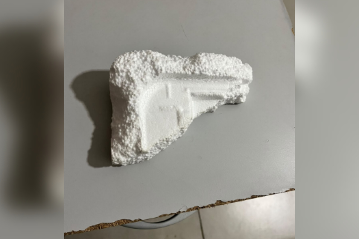 Homem simula arma com isopor para tentar roubar carro e acaba preso em MG
