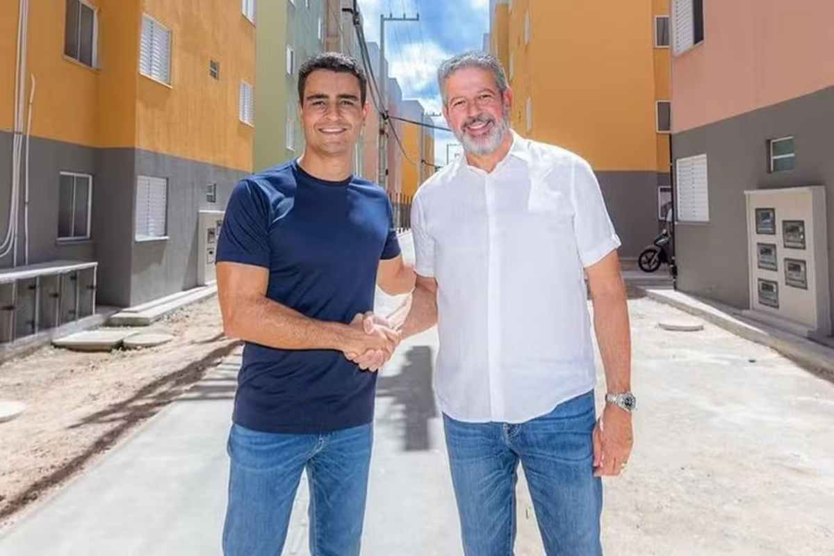 JHC e Arthur Lira são alvos de ação no TRE por suposto caixa 2 em pesquisas