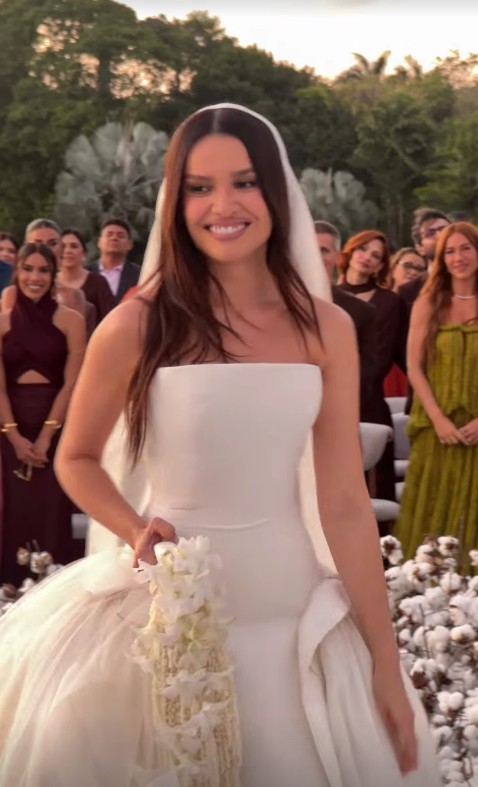 Juliette em seu casamento - Metrópoles 