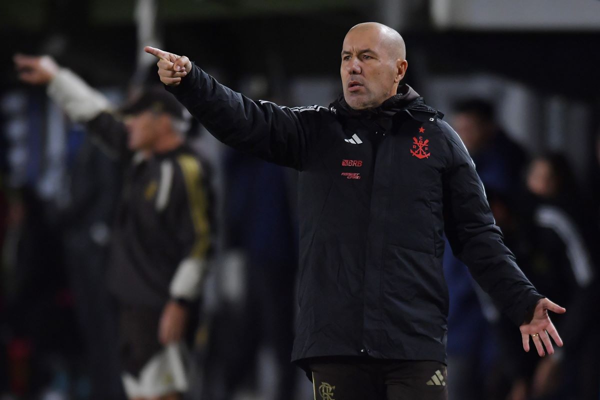Jardim destaca jogo agressivo do Estudiantes diante do Flamengo na Liberta